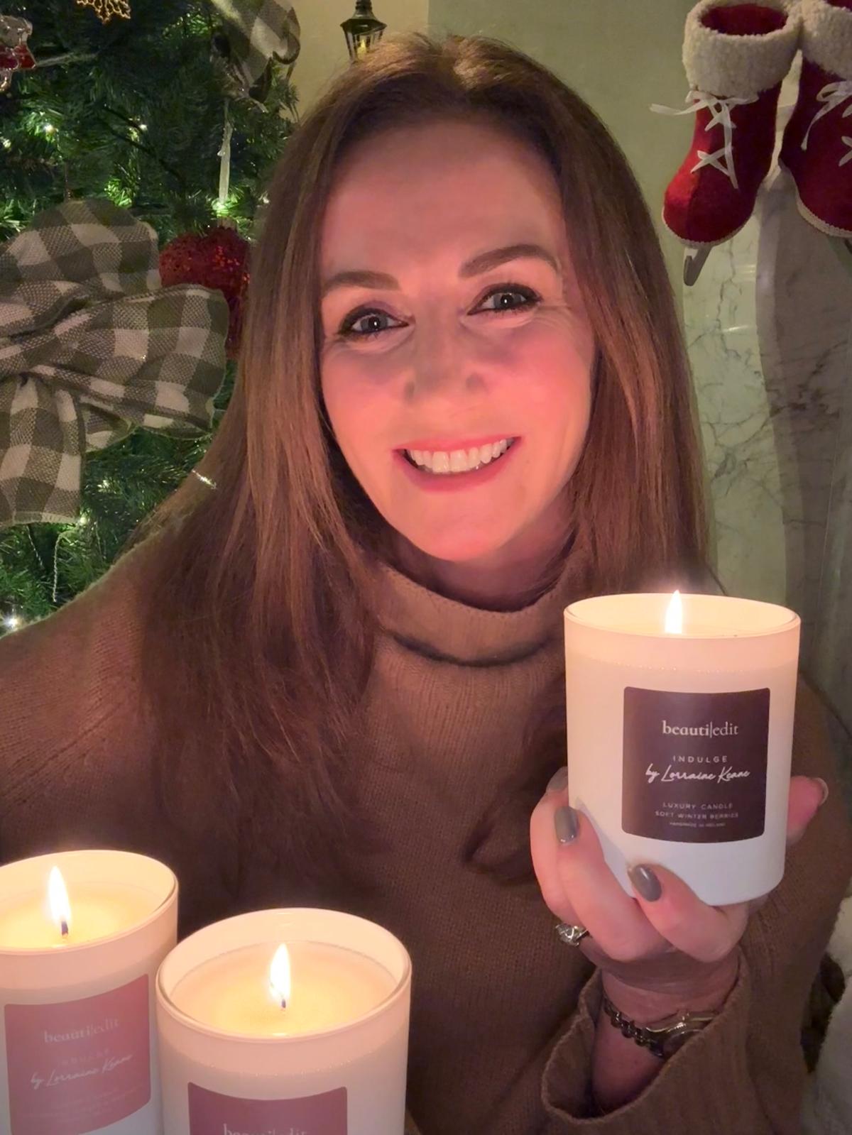 Indulge by Lorraine Keane Soft Winter Berries Candle – Luxury Winter Scented Candle